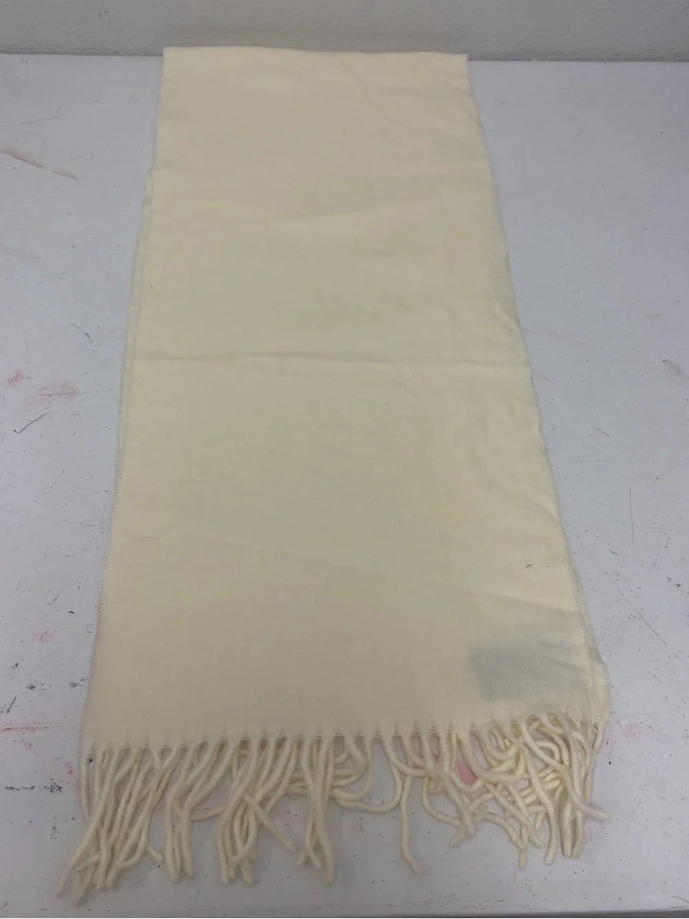 V. FRAAS Cream Fringe Scarf - Lightweight Wrap